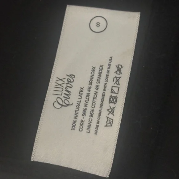 Luxx Curves Black  Waste trainer - Picture 2 of 5